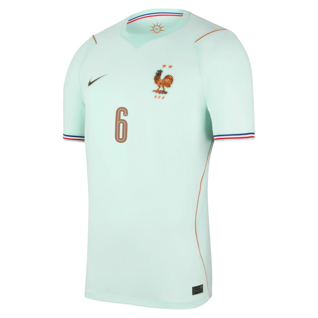 Maillot-Equipe-de-France-Exterieur-Coupe-du-Monde-2026-Camavinga-2.jpg